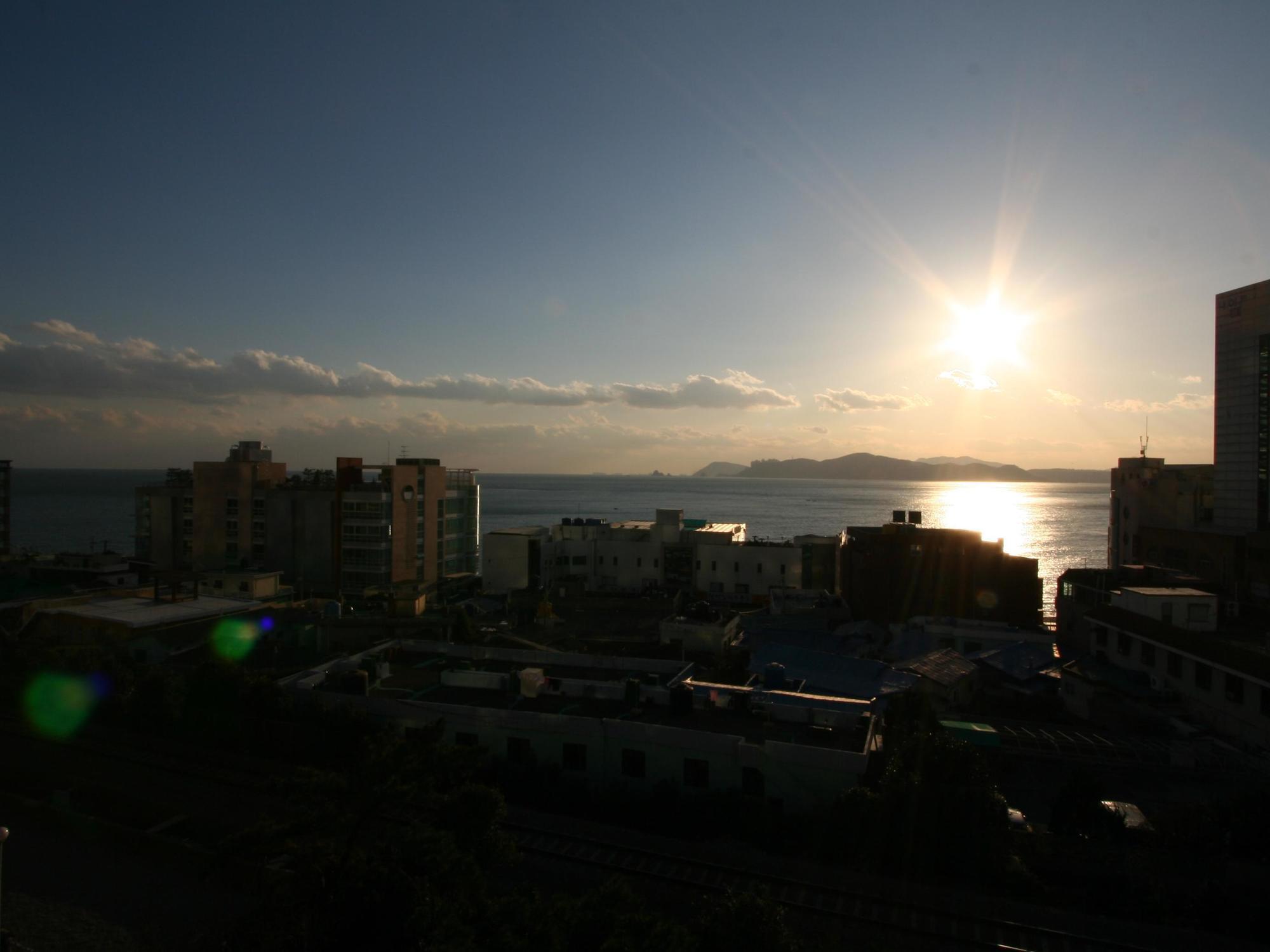 Busan Dalmaji Hotel Exterior photo